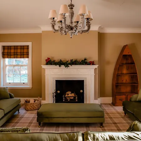Gallows Hill Bed & Breakfast *